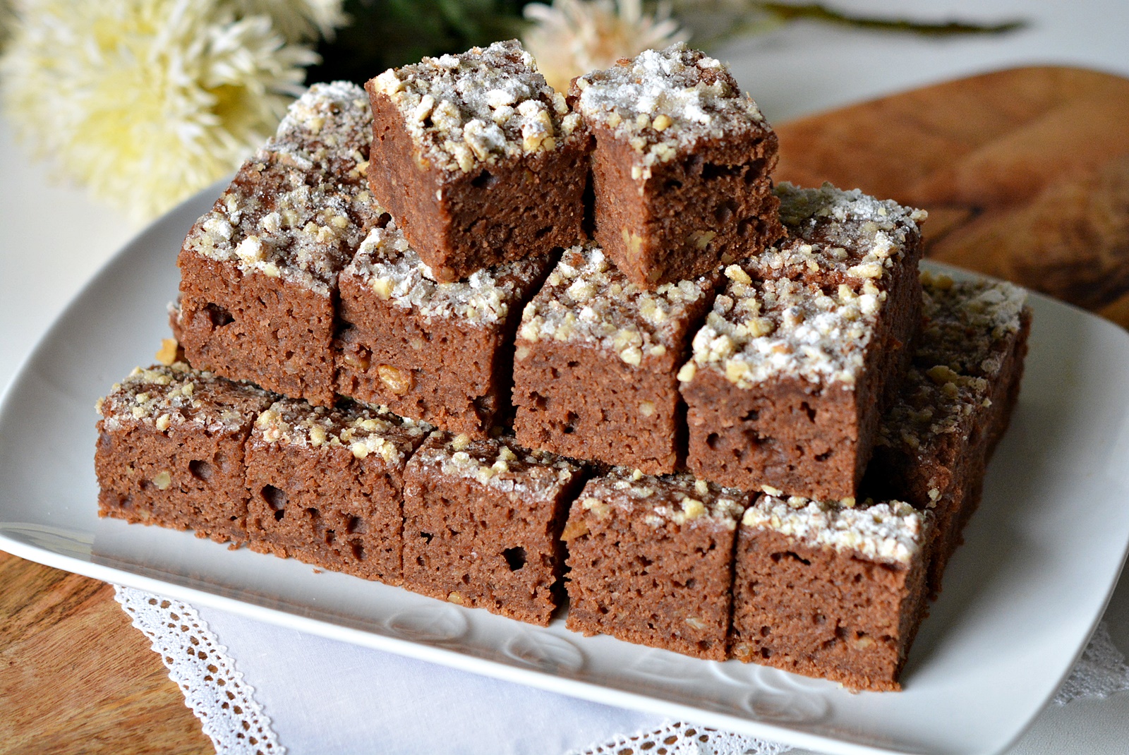 Negresa de post cu gem si nuci