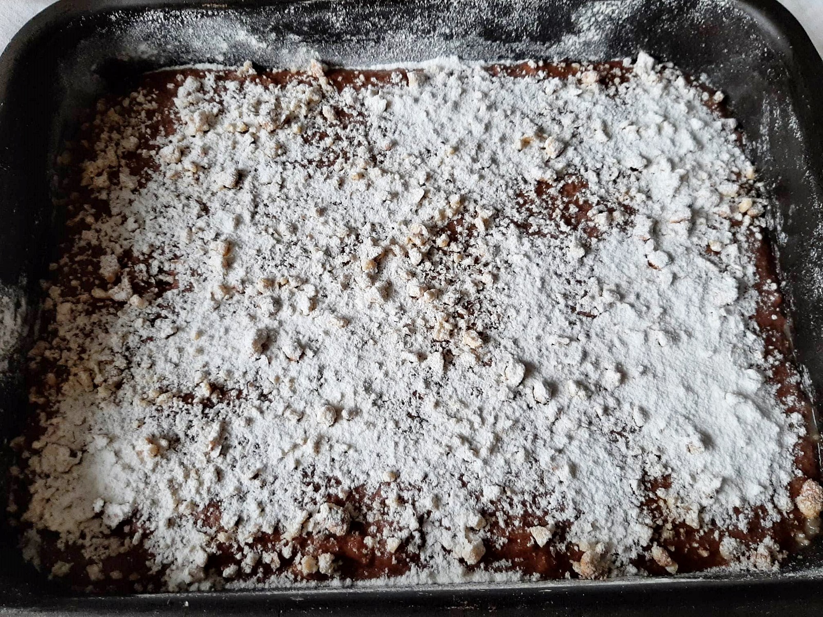 Negresa de post cu gem si nuci