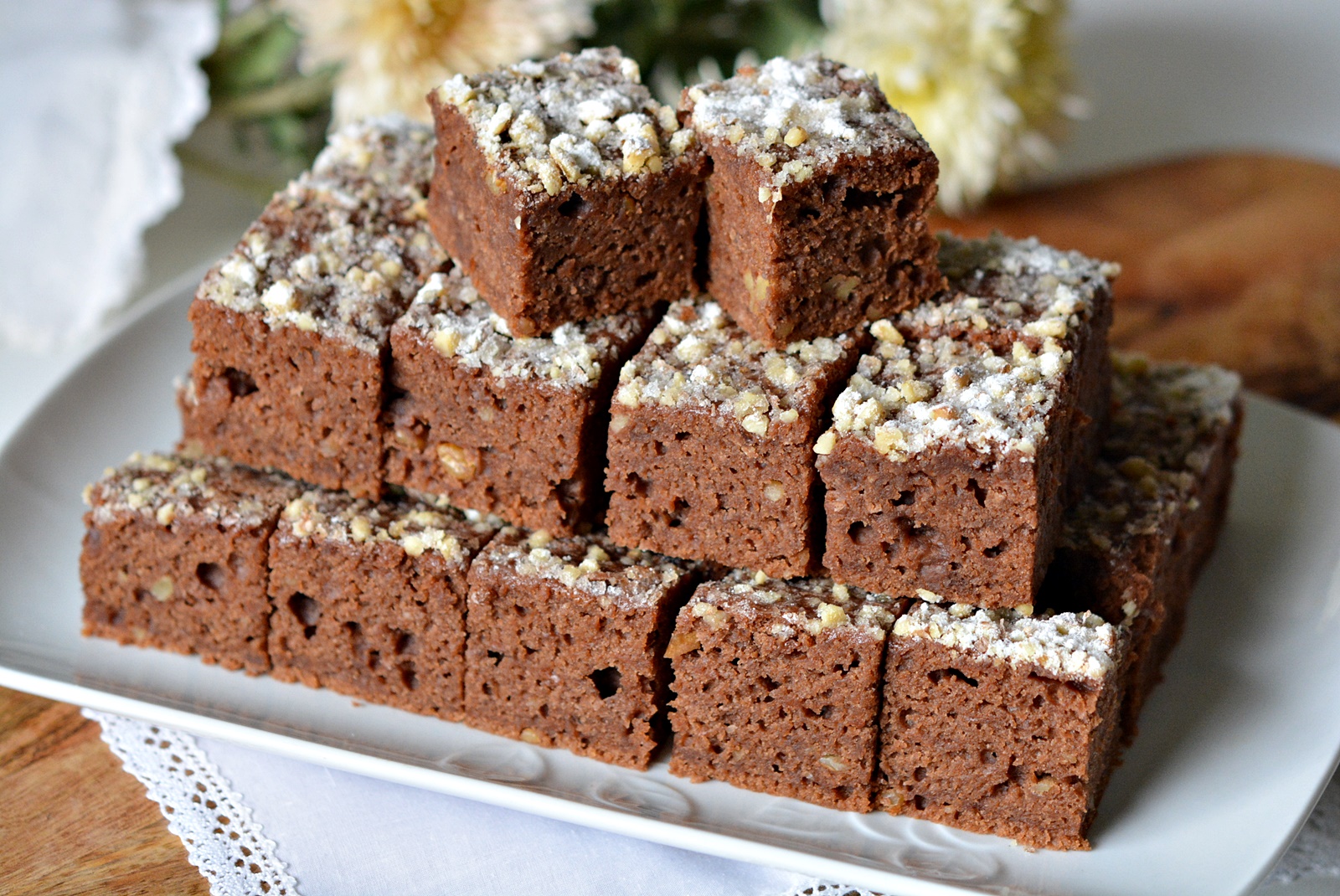 Negresa de post cu gem si nuci