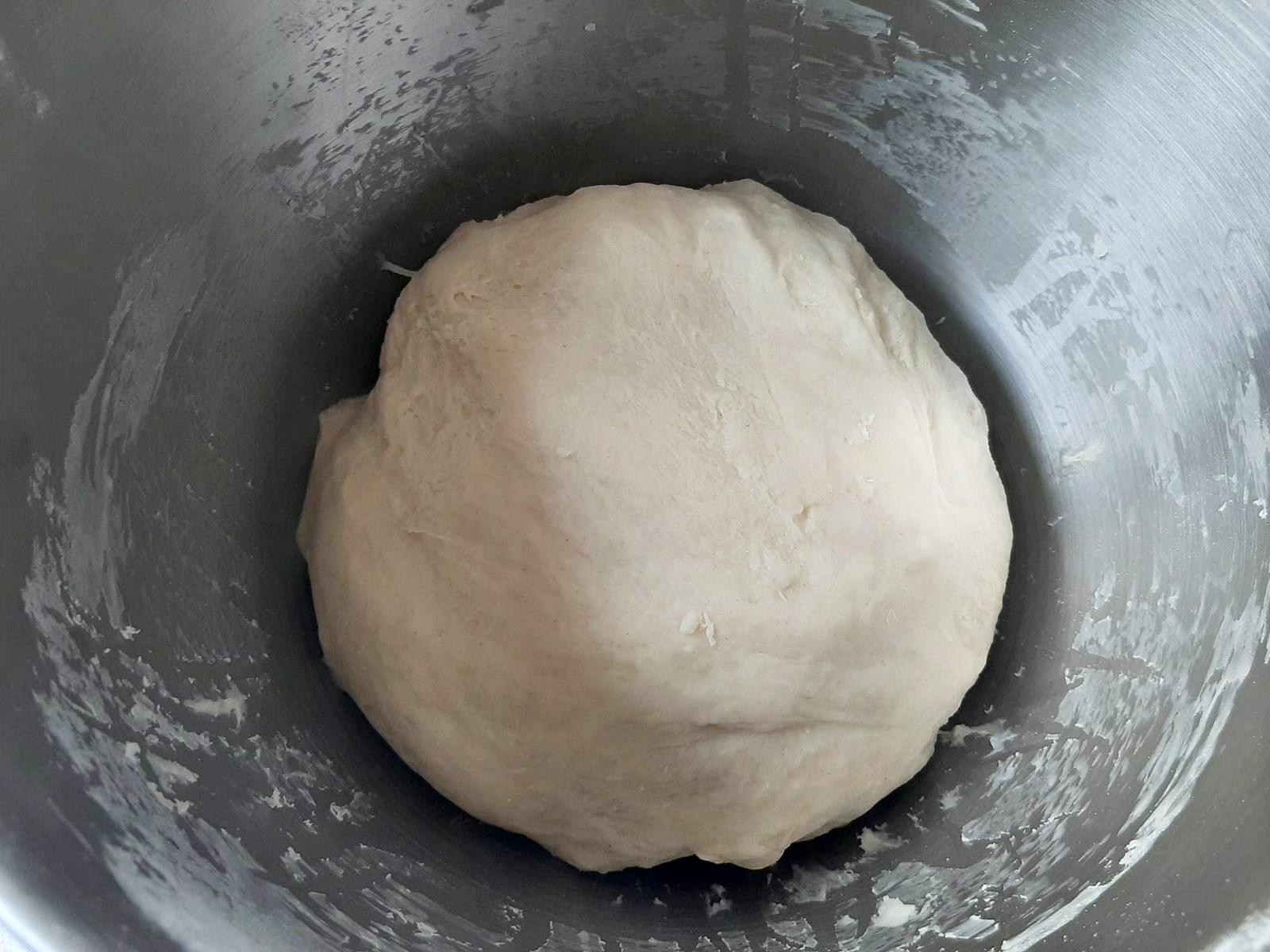 Melcisori de post cu nuca