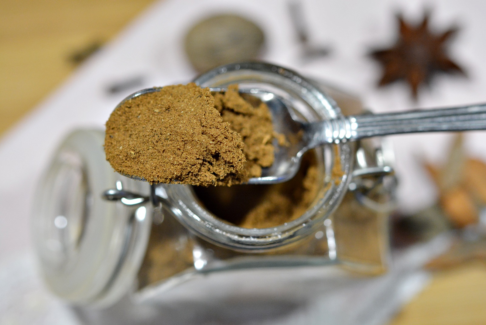 Condimente pentru turta dulce