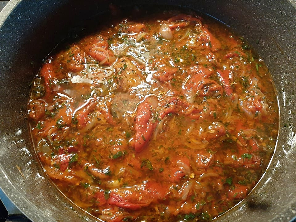 Tocanita de ardei copt cu carne de porc