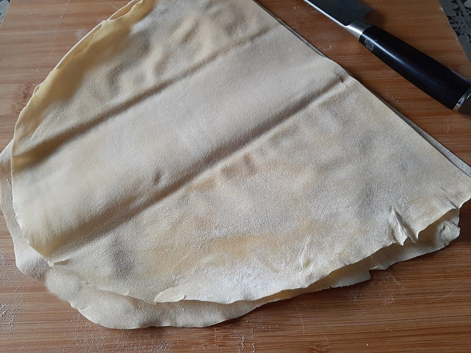 Taitei de casa. Reteta traditionala, simpla si gustoasa