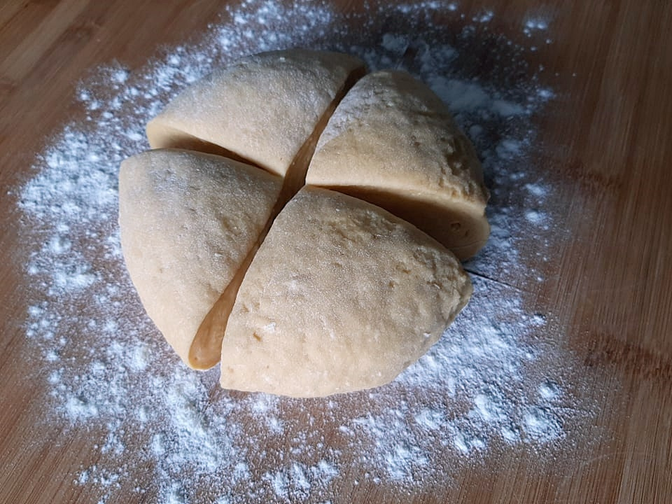 Taitei de casa. Reteta traditionala, simpla si gustoasa