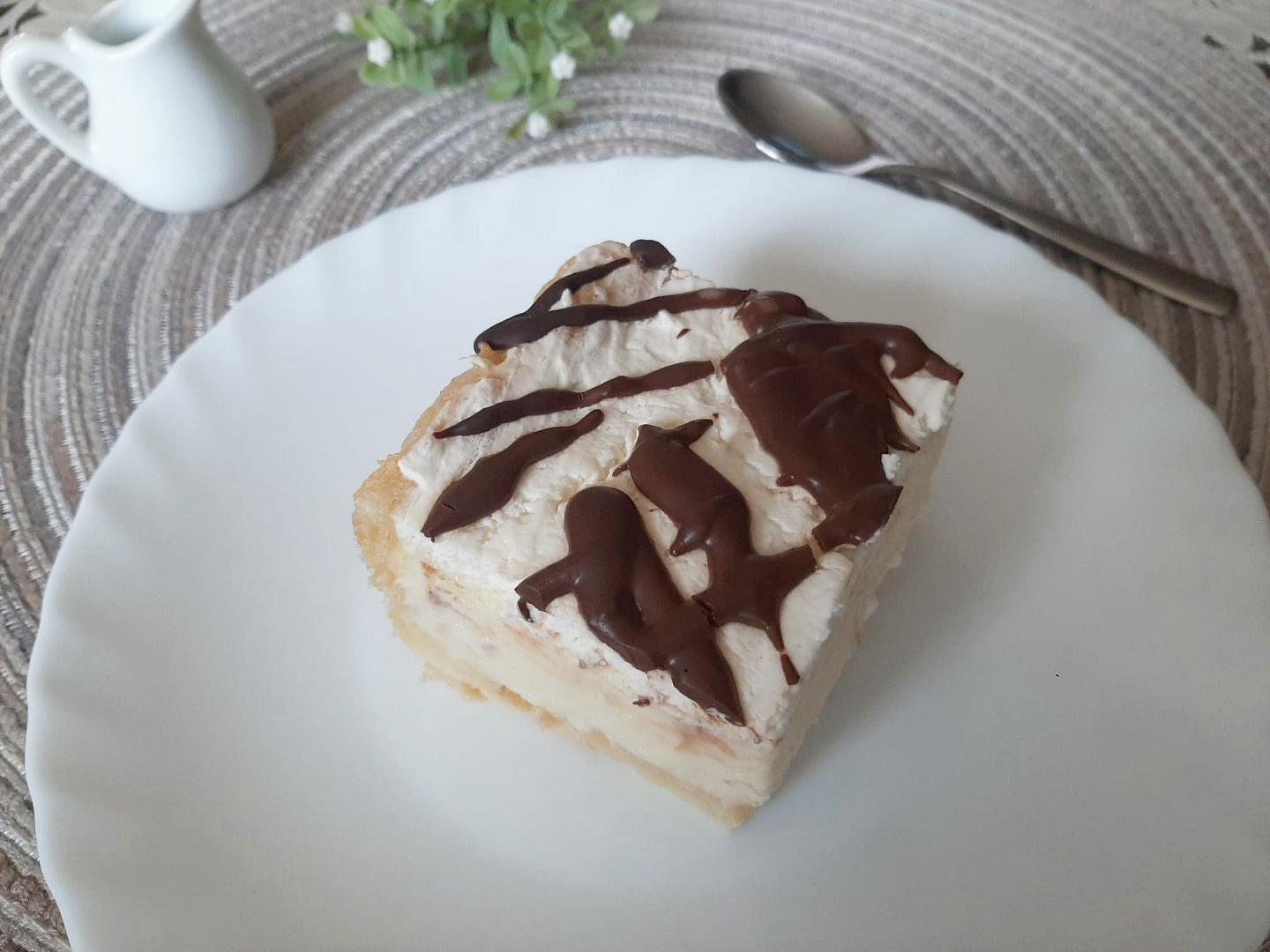 Prajitura ecler la tava