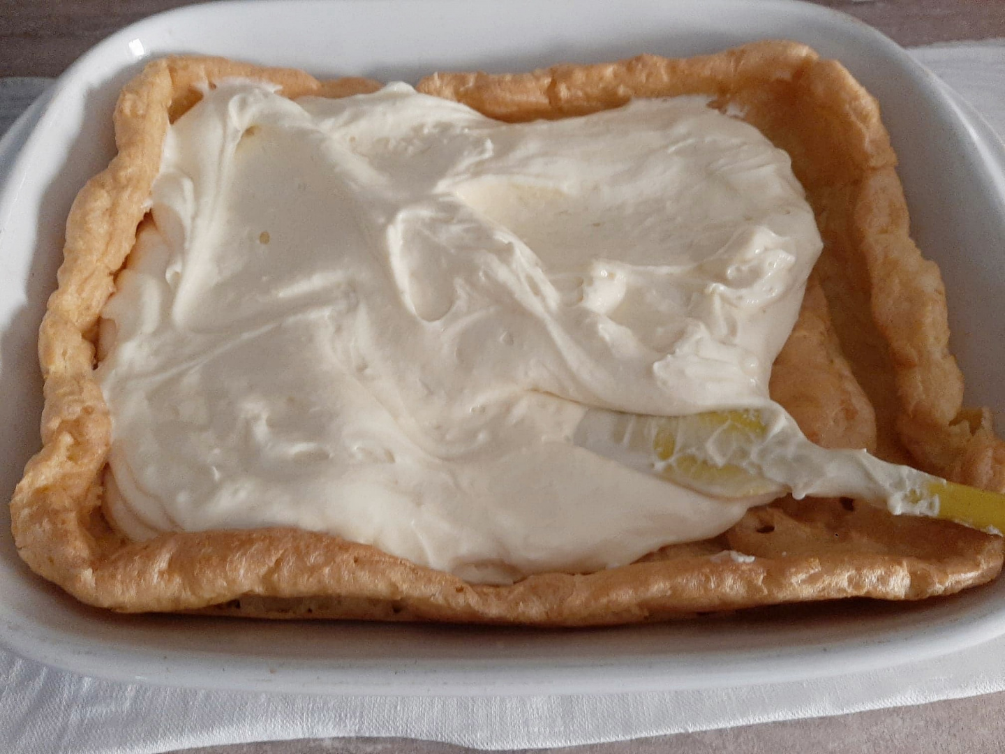 Prajitura ecler la tava