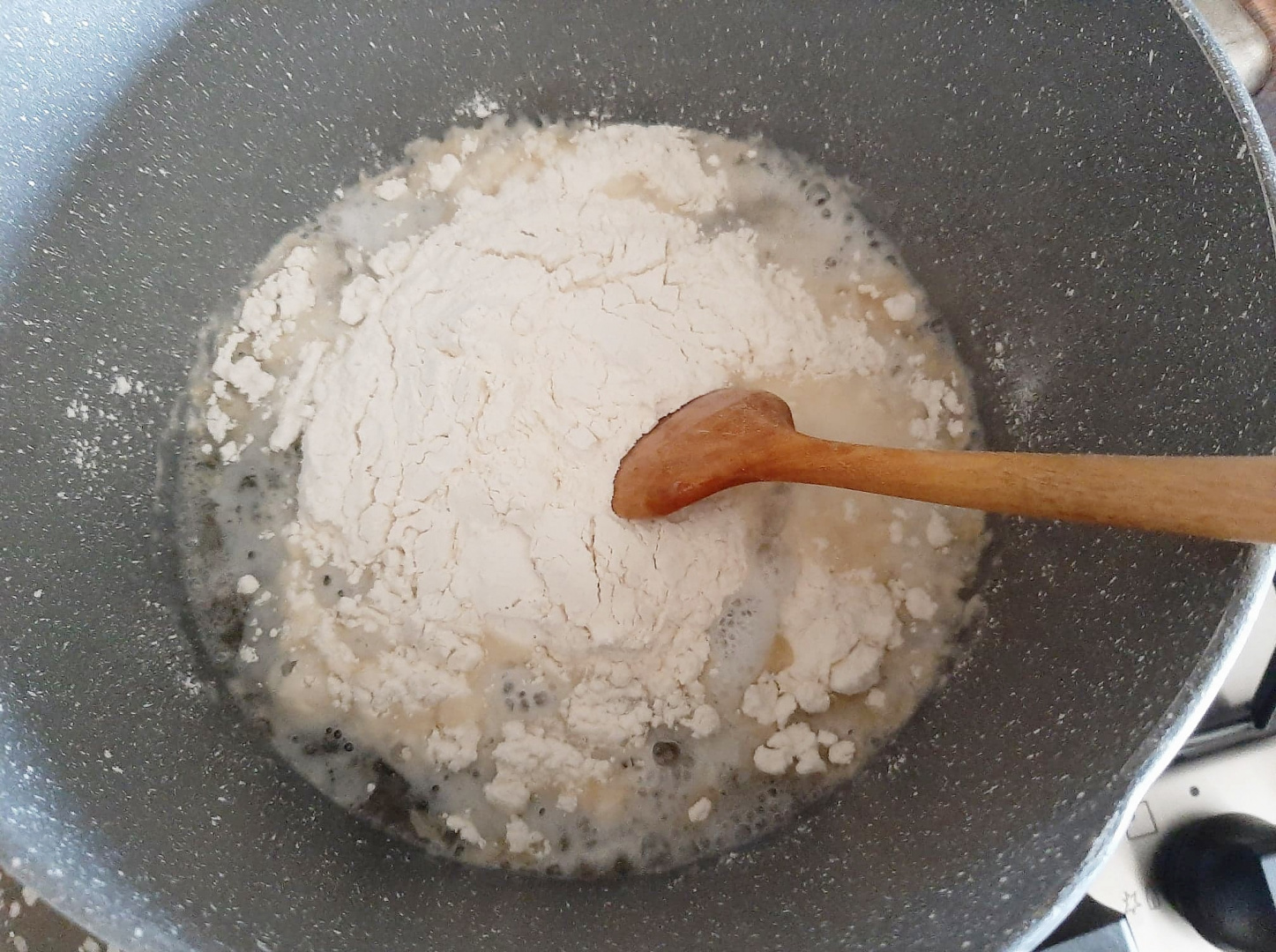 Prajitura ecler la tava