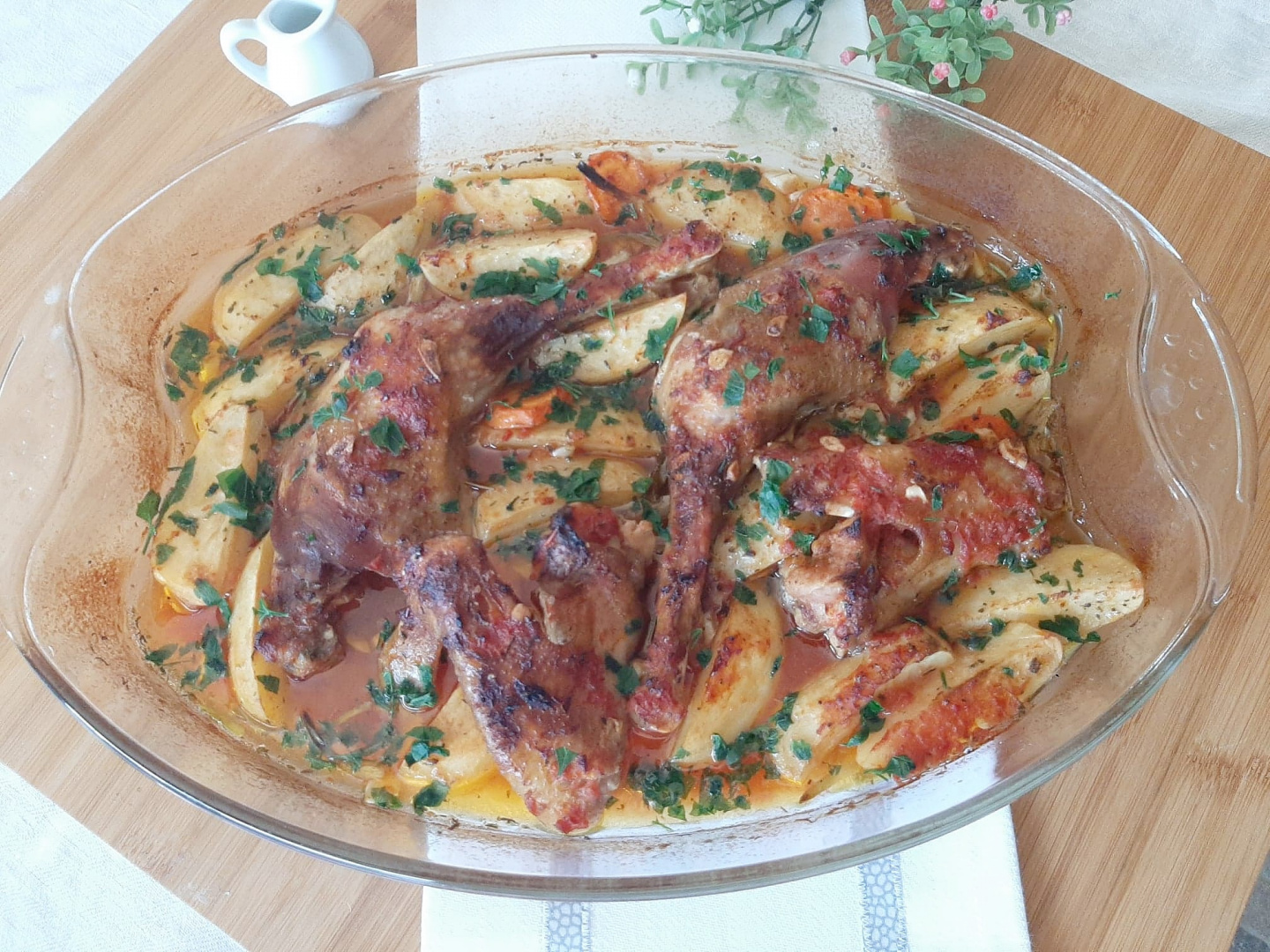 Pui cu cartofi la cuptor