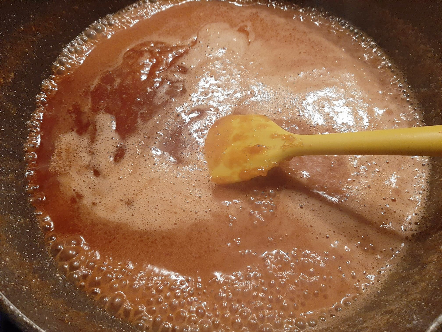 Sos caramel. Reteta simpla si delicioasa