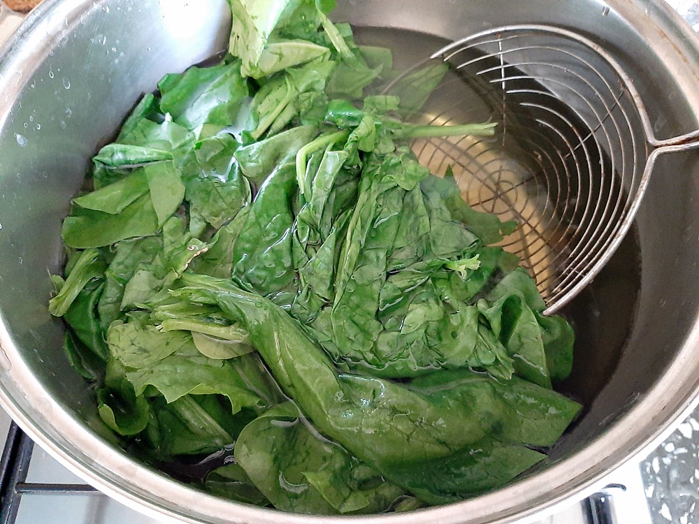 Cum se congeleaza corect spanacul. Cea mai simpla si usoara metoda, pe care orice gospodina trebuie s-o cunoasca