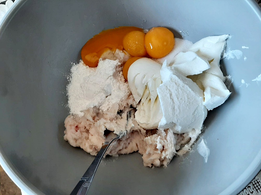 Cornulete fragede cu osanza