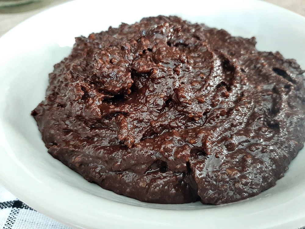 Crema economica cu nuca si cacao. Reteta fara oua, unt sau lapte, usor de facut si delicioasa