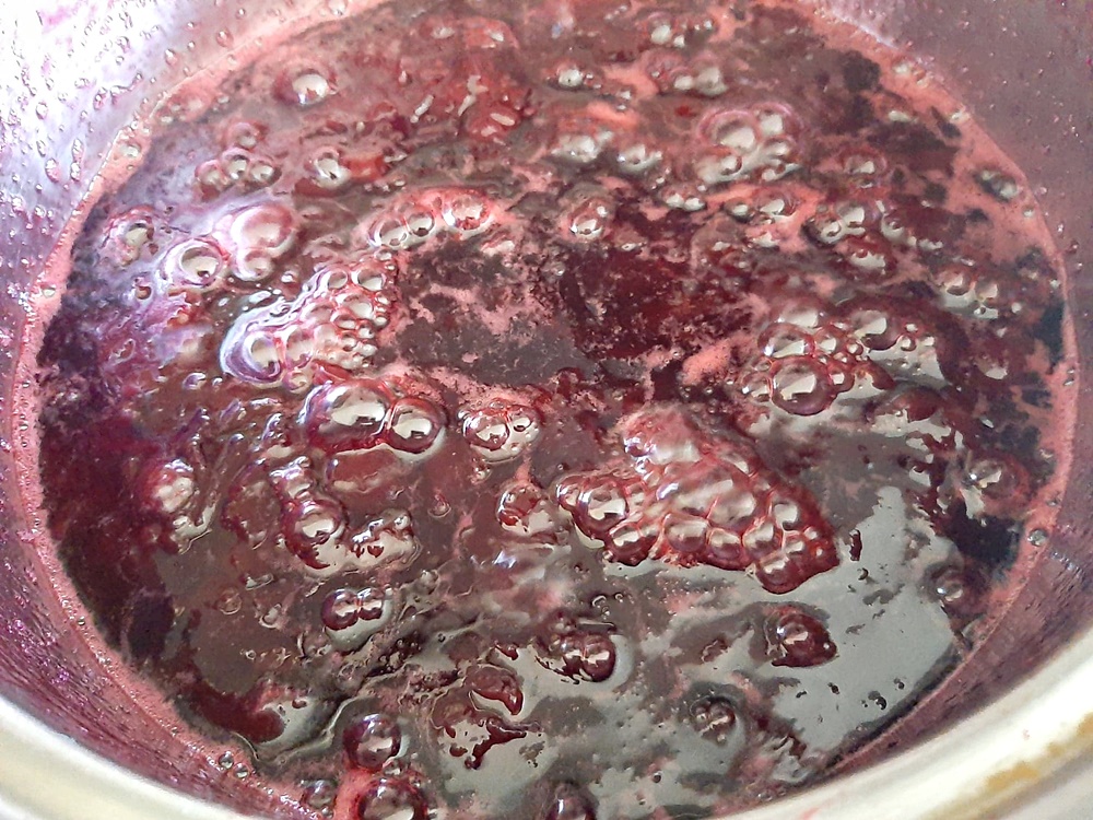 Gem de visine. Natural, aromat si foarte gustos