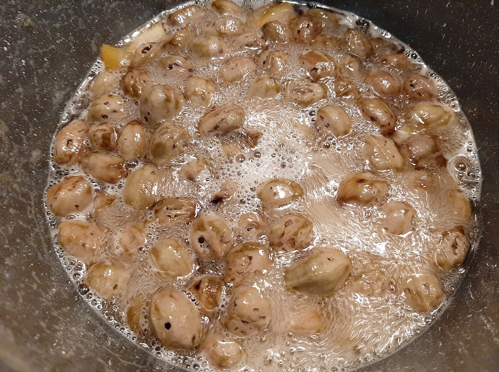 Dulceata de nuci verzi