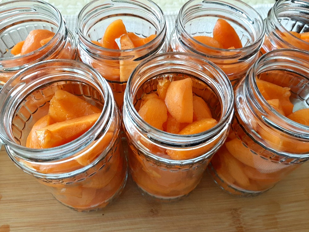 Compot de caise pentru iarna