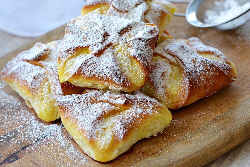 Branzoaice sau poale-n brau - reteta traditionala, simpla si gustoasa