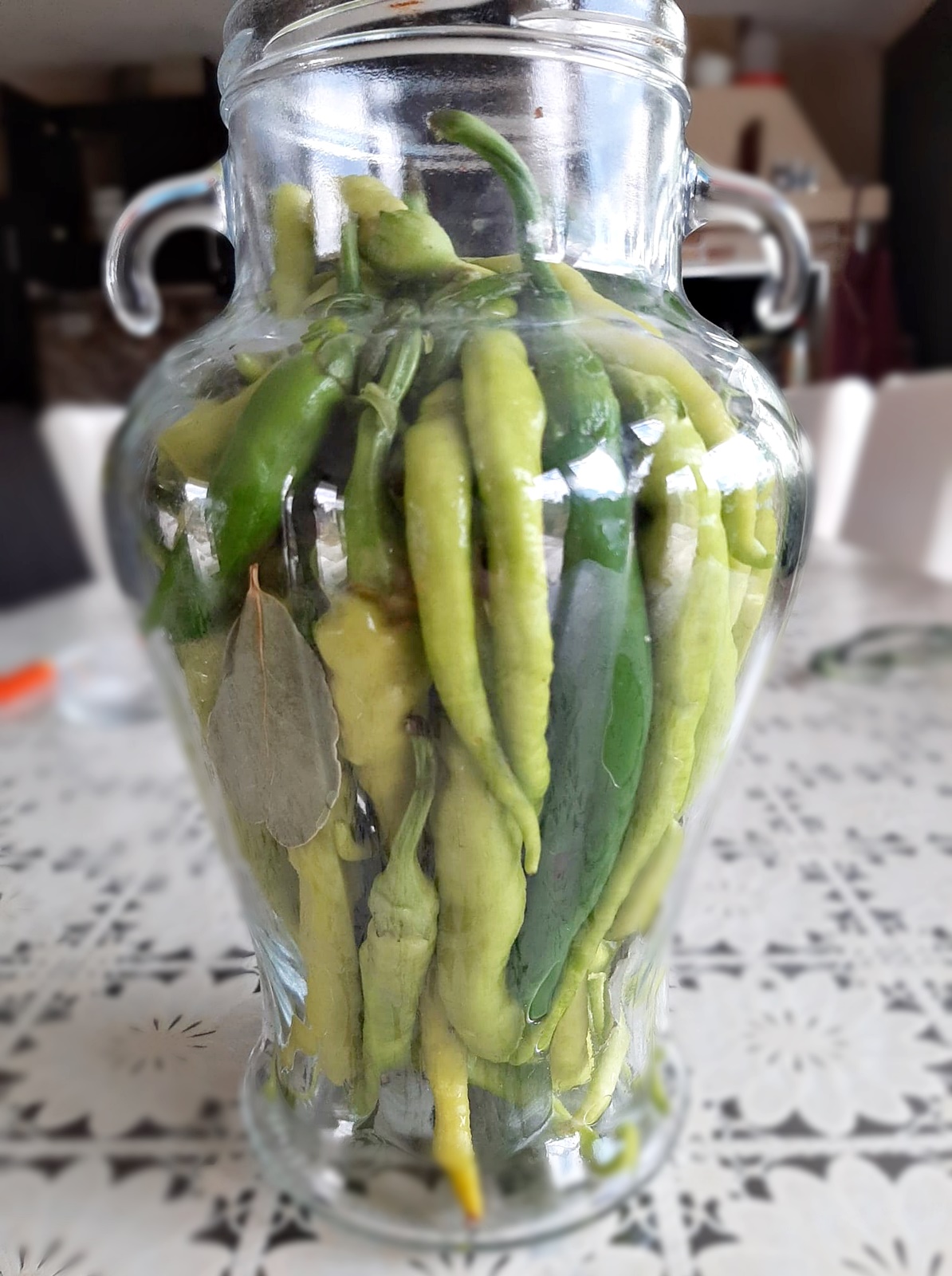 Ardei bulgaresti in otet