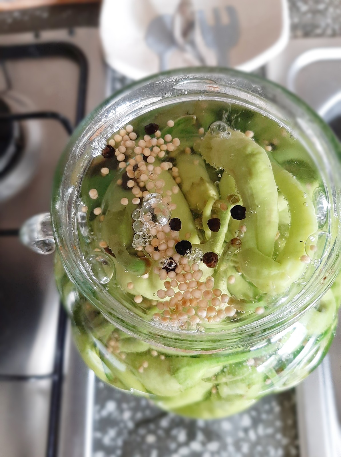 Ardei bulgaresti in otet