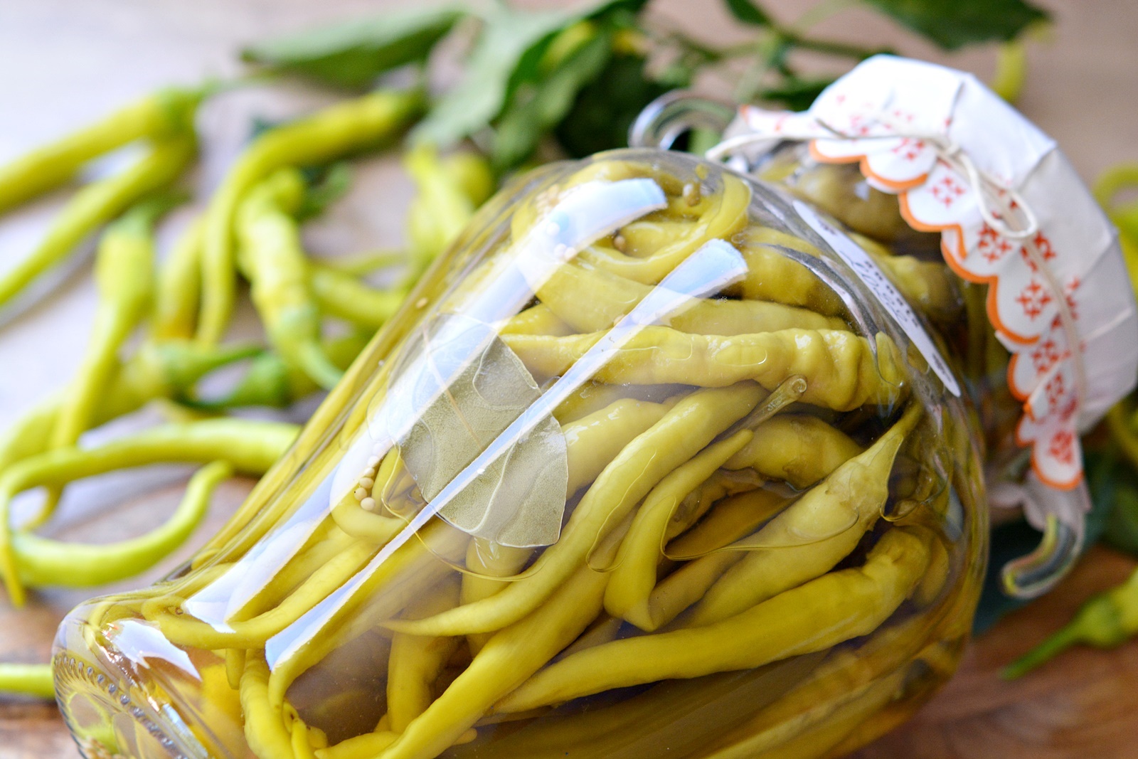 Ardei bulgaresti in otet