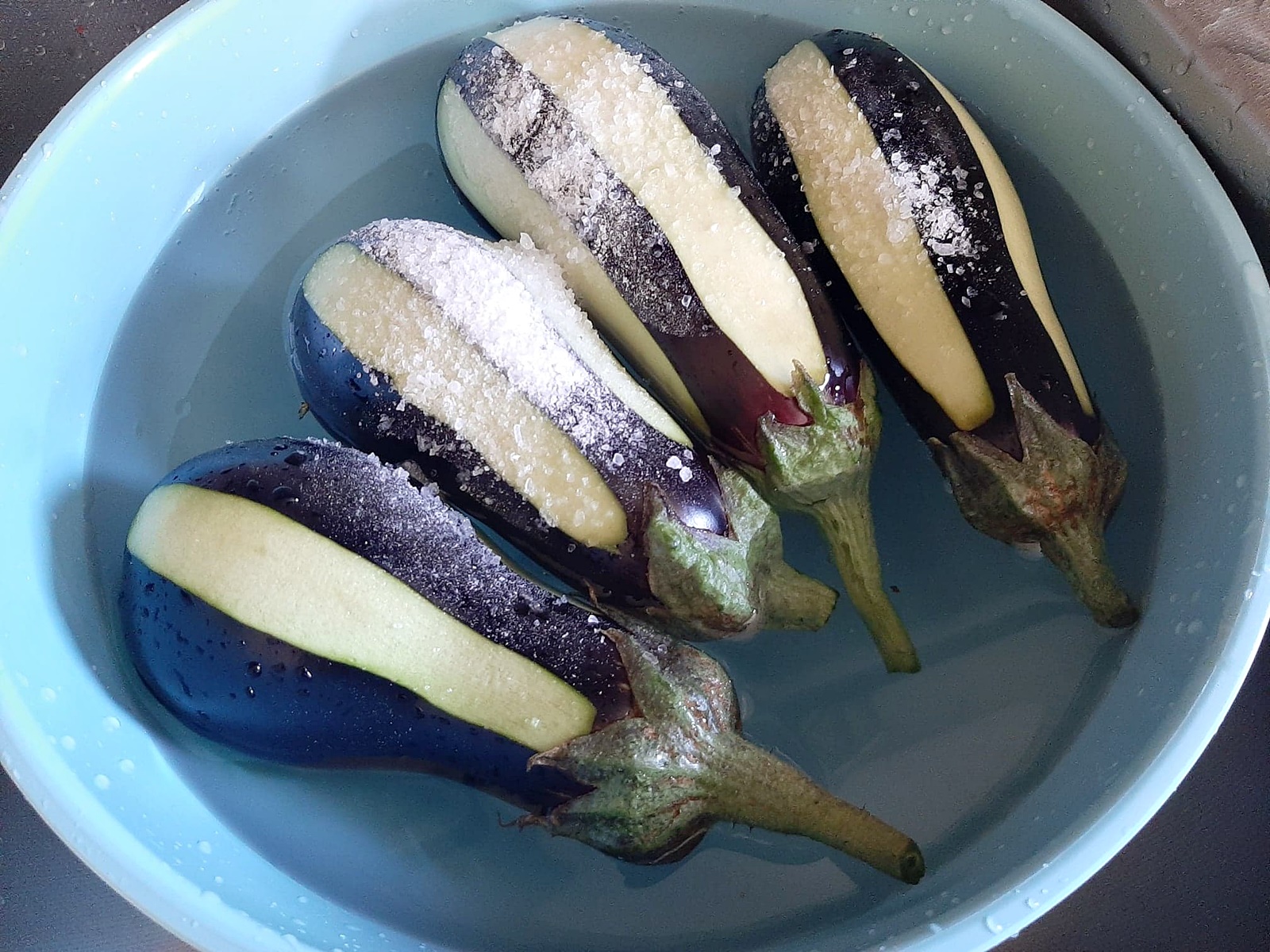 Vinete umplute cu carne