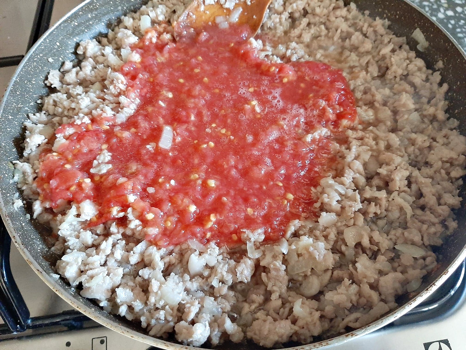 Vinete umplute cu carne