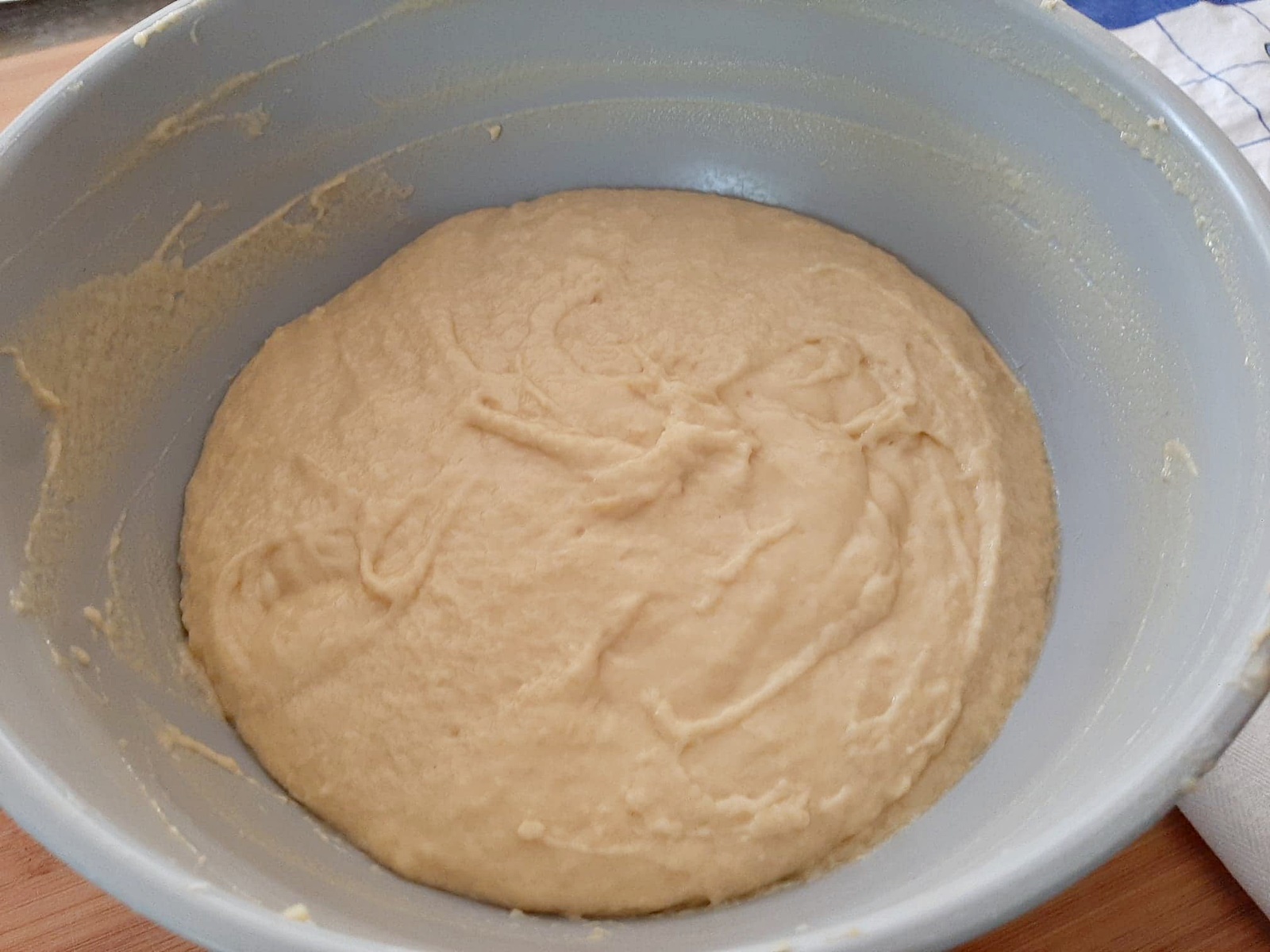 Savarine de casa. Reteta clasica de savarine din aluat dospit