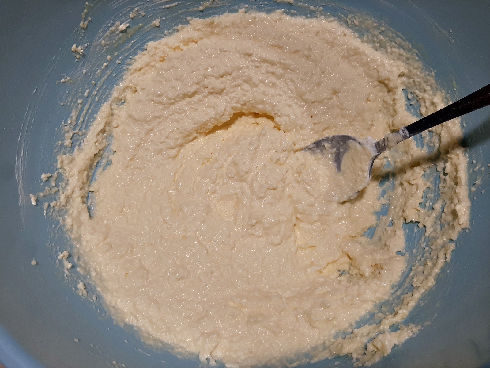 Saratele cu branza, fragede, foietate si foarte gustoase