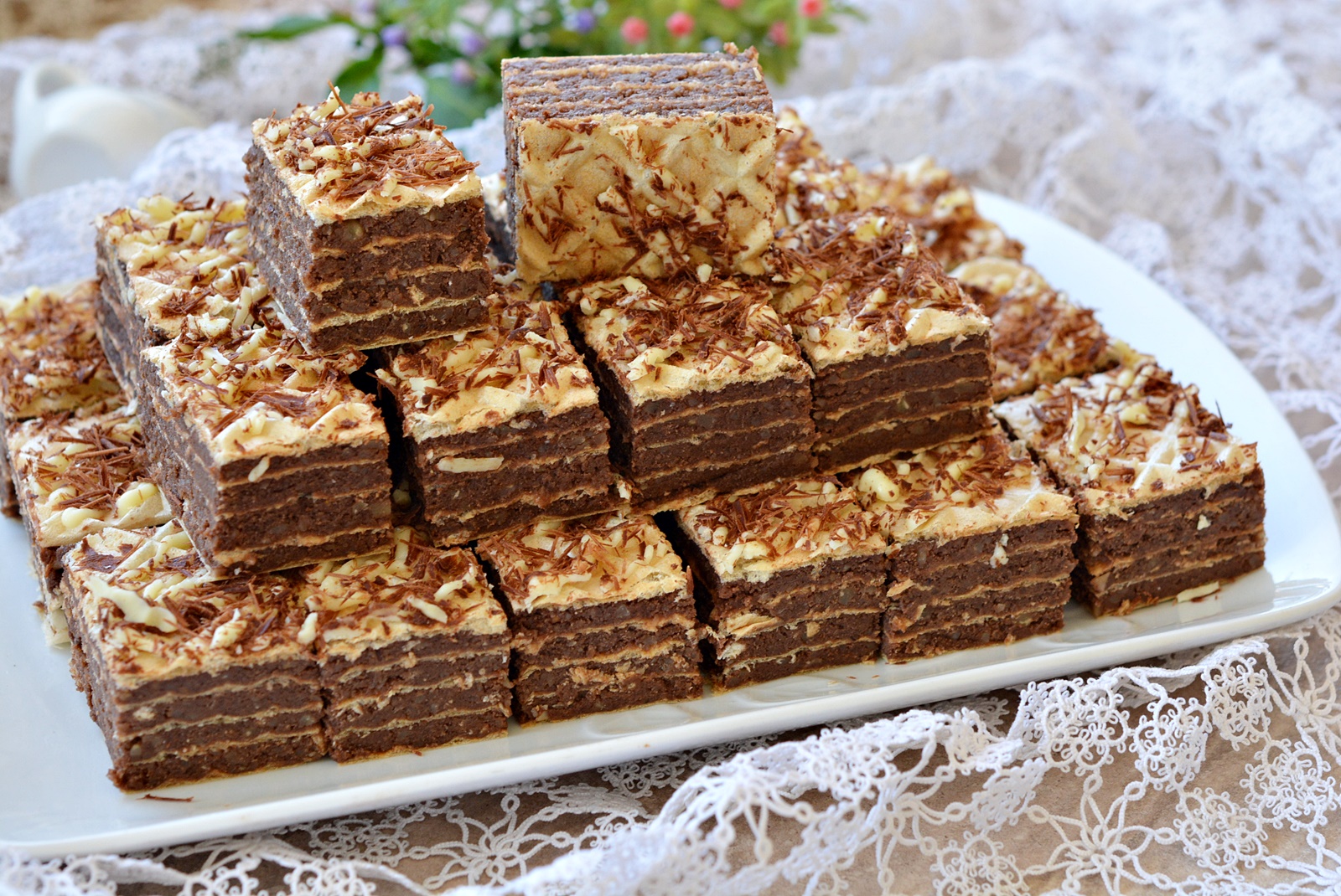 Prajitura cu foi de napolitana. Cel mai simplu si delicios desert, fara coacere