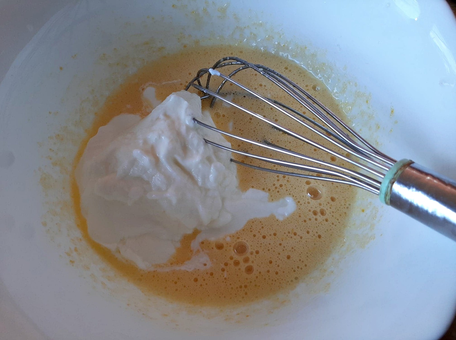 Gogosi rapide cu iaurt - reteta simpla de gogosi cu lingura