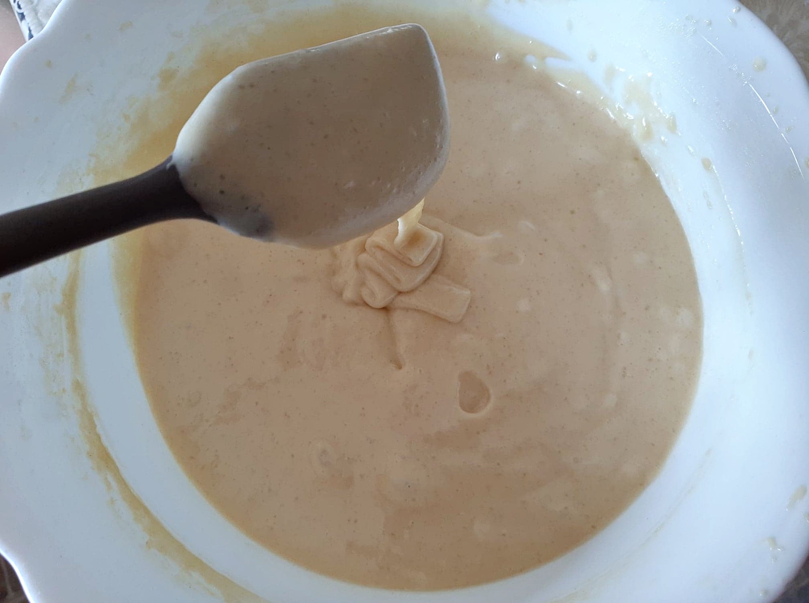 Chec economic cu cacao. Reteta simpla, delicioasa si accesibila tuturor