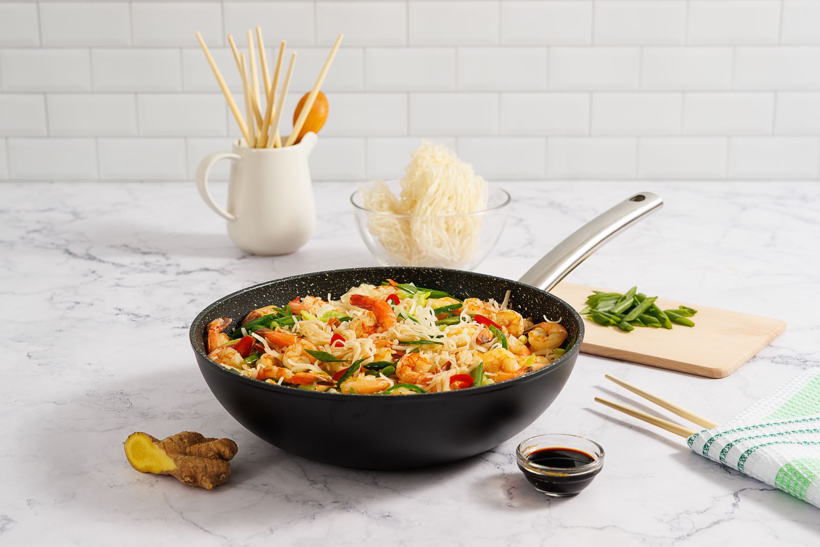 Cu produsele VIVESS poți dărui o șansă în plus la educație