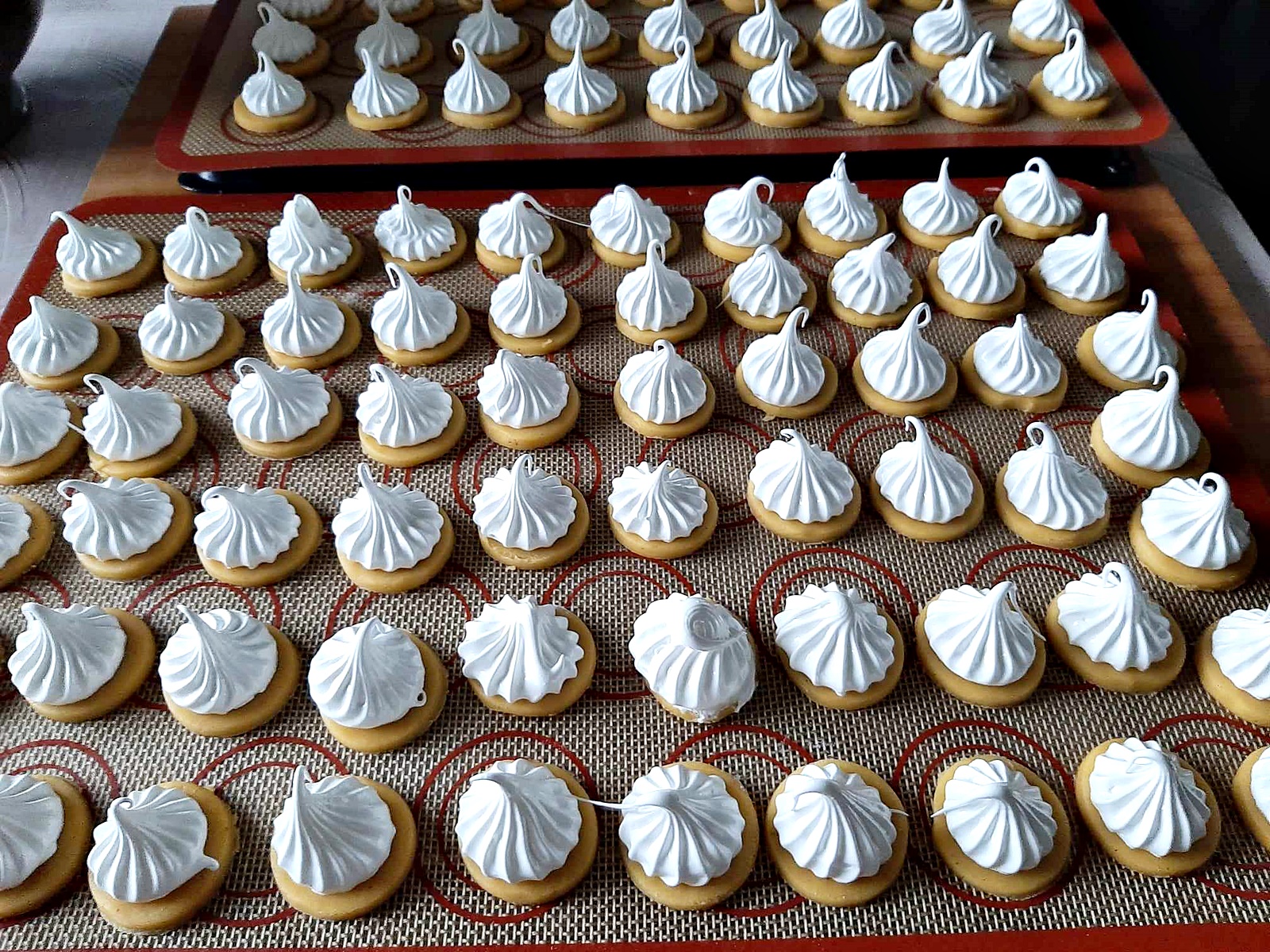 Non Plus Ultra - reteta de fursecuri cu bezea