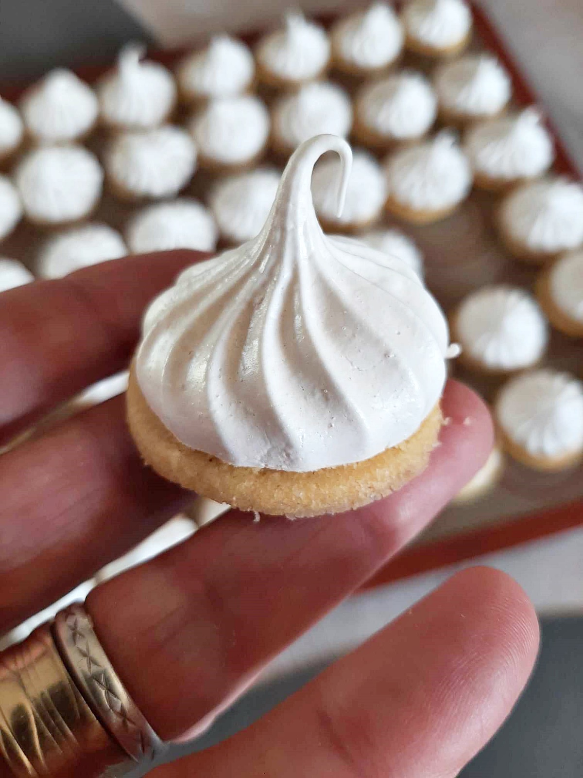 Non Plus Ultra - reteta de fursecuri cu bezea