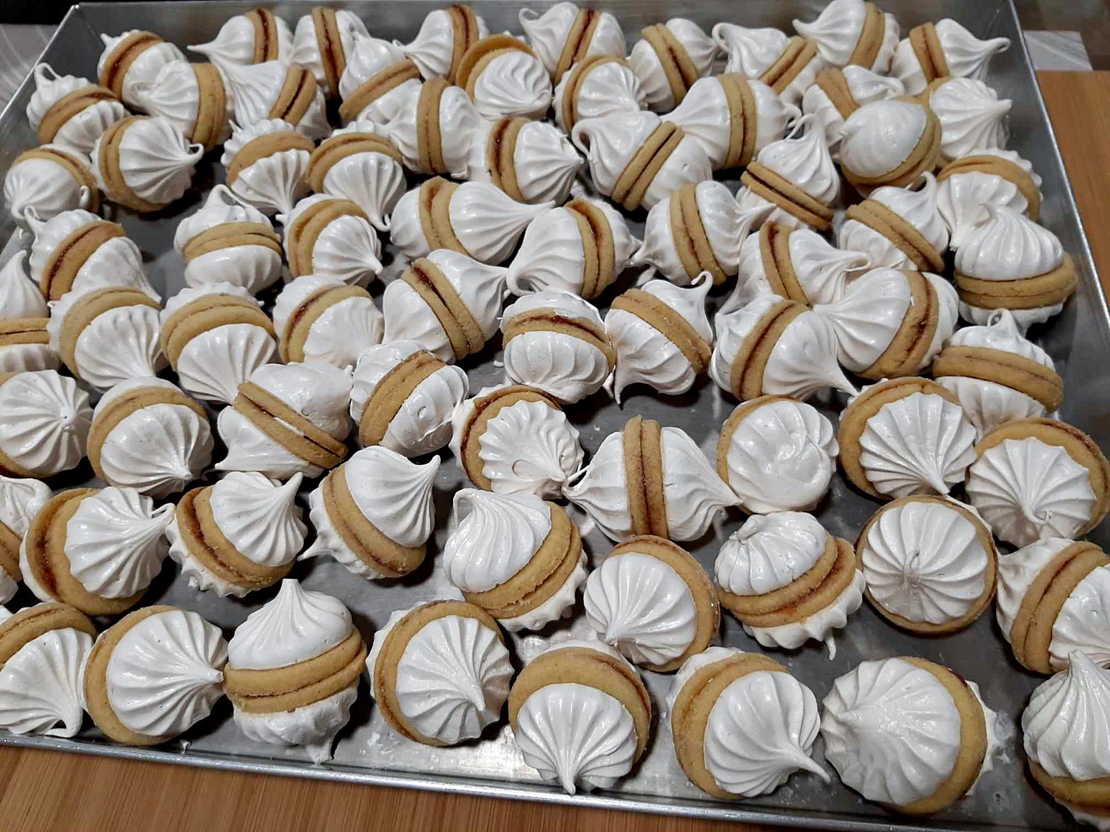 Non Plus Ultra - reteta de fursecuri cu bezea