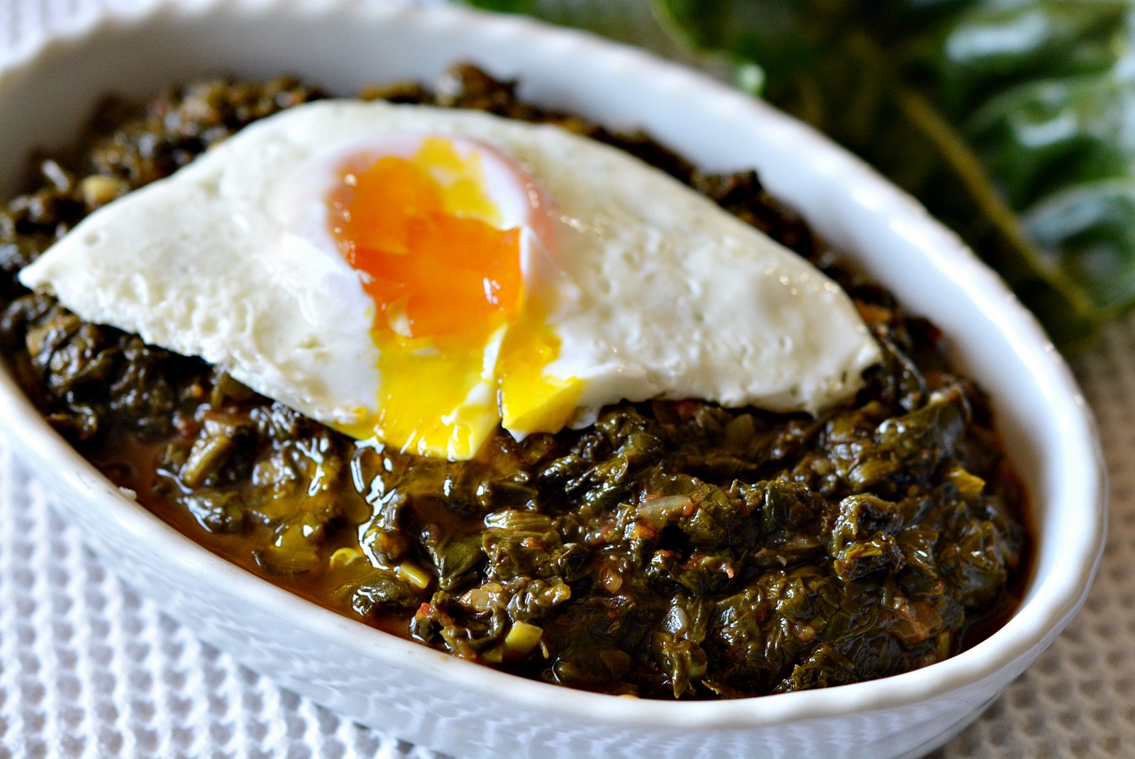 Spanac cu oua ochiuri