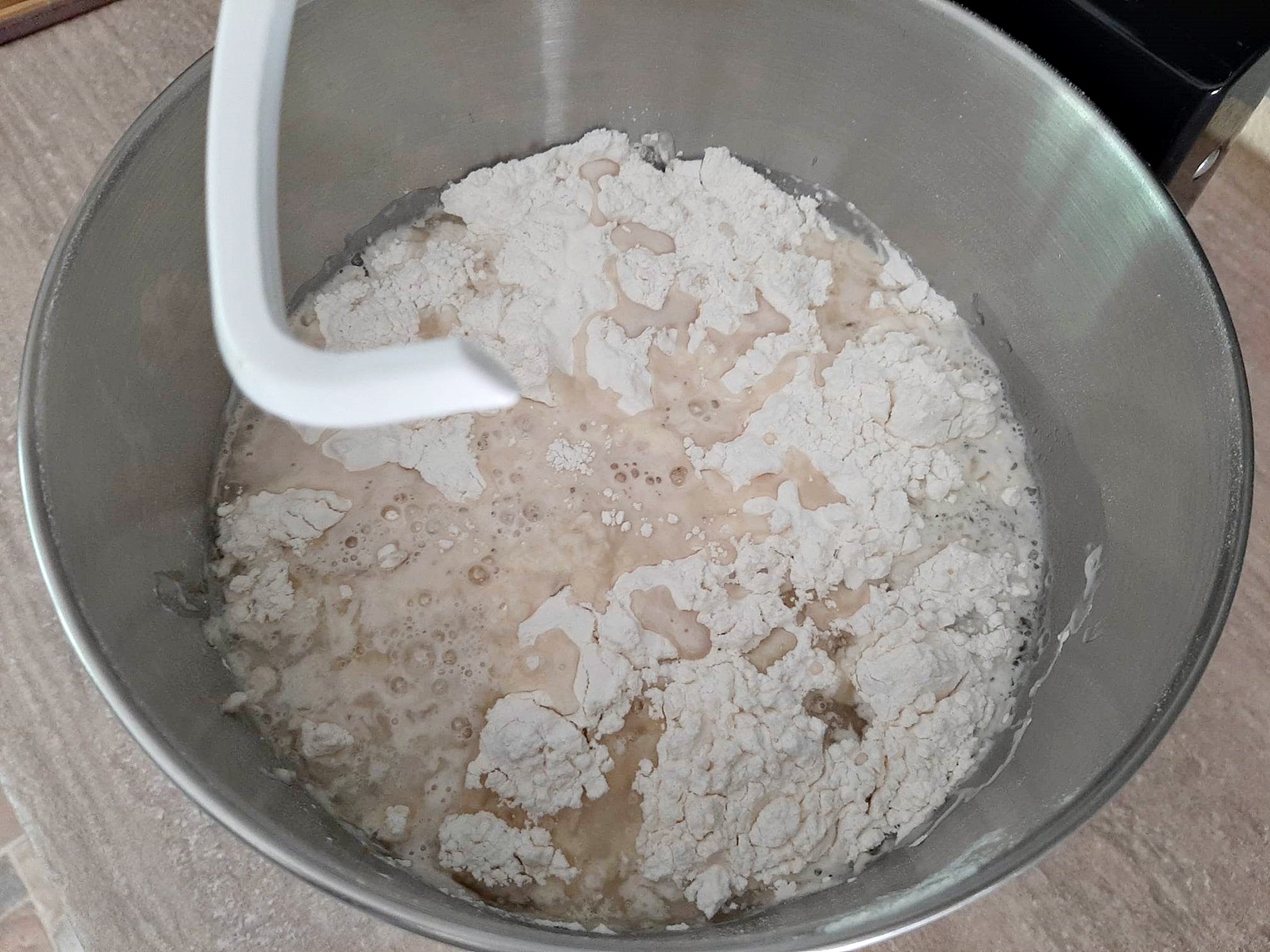 Covrigi de casa - cea mai simpla si buna reteta