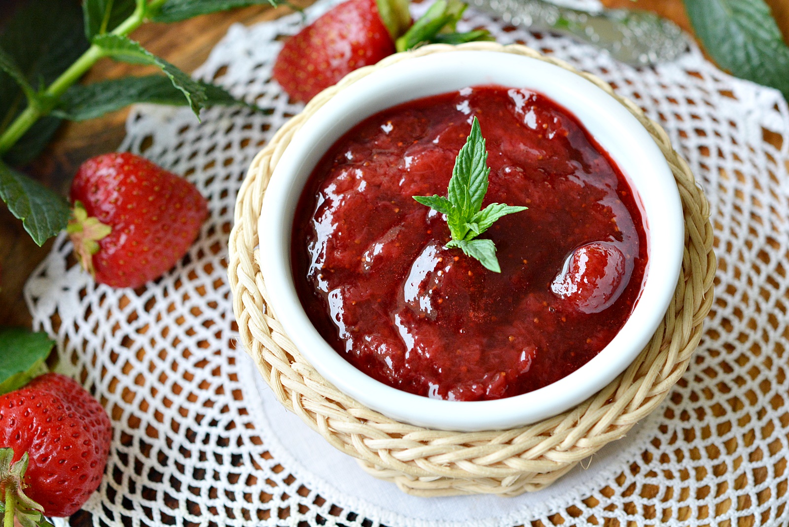 Gem de capsuni cu menta - reteta simpla, rapida  si delicioasa