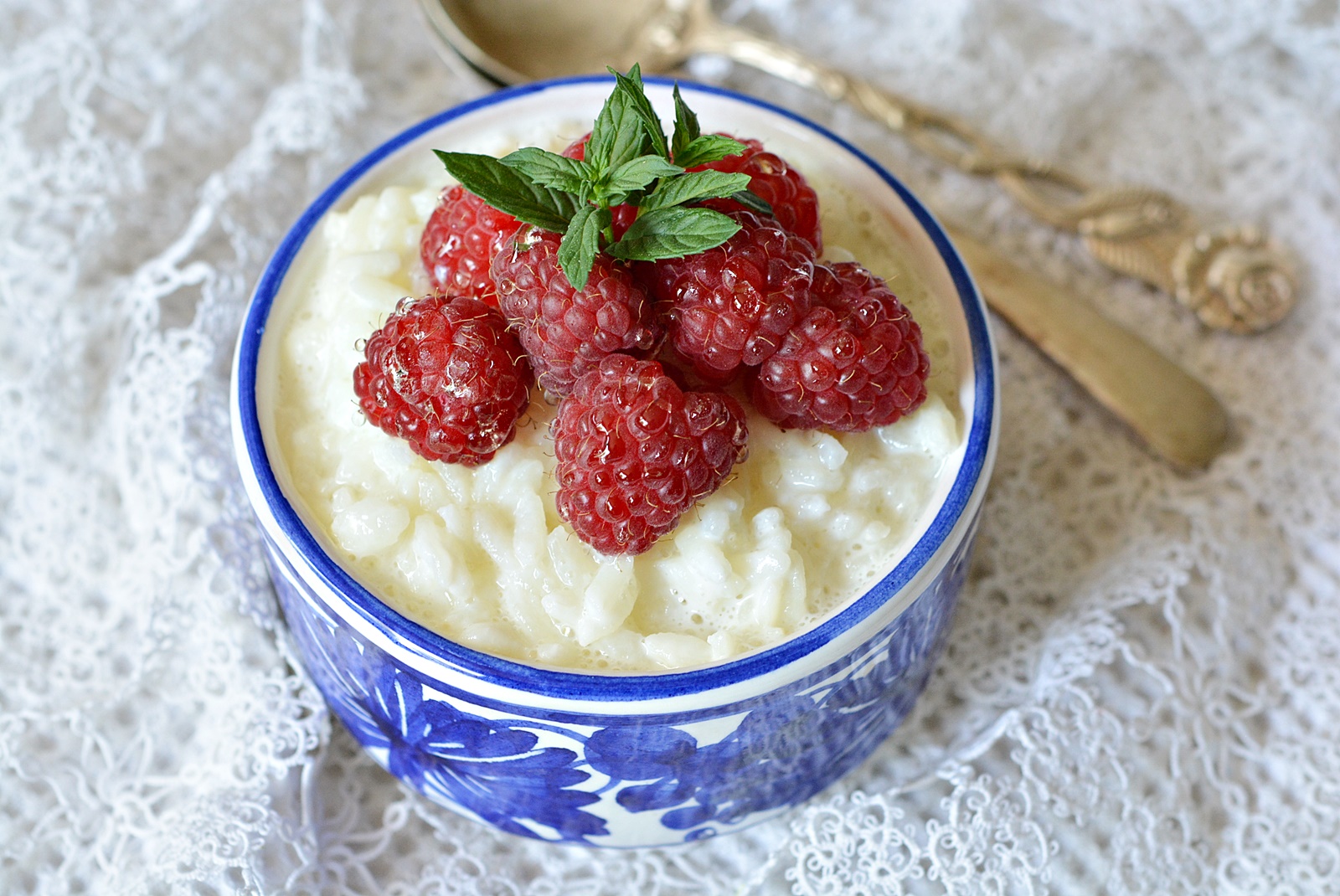Orez cu lapte - cea mai simpla si gustoasa reteta