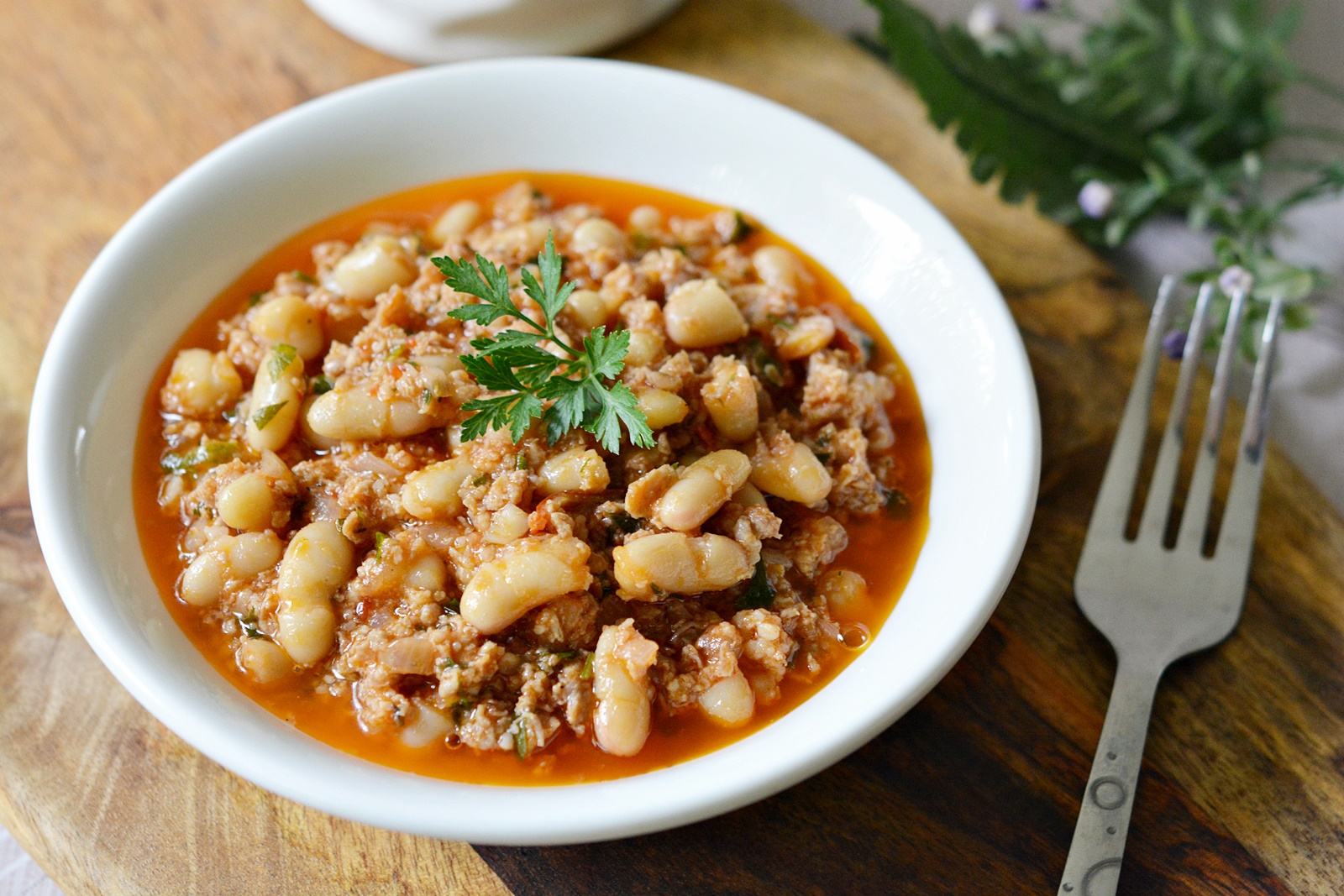 Mancare de fasole boabe cu carne tocata