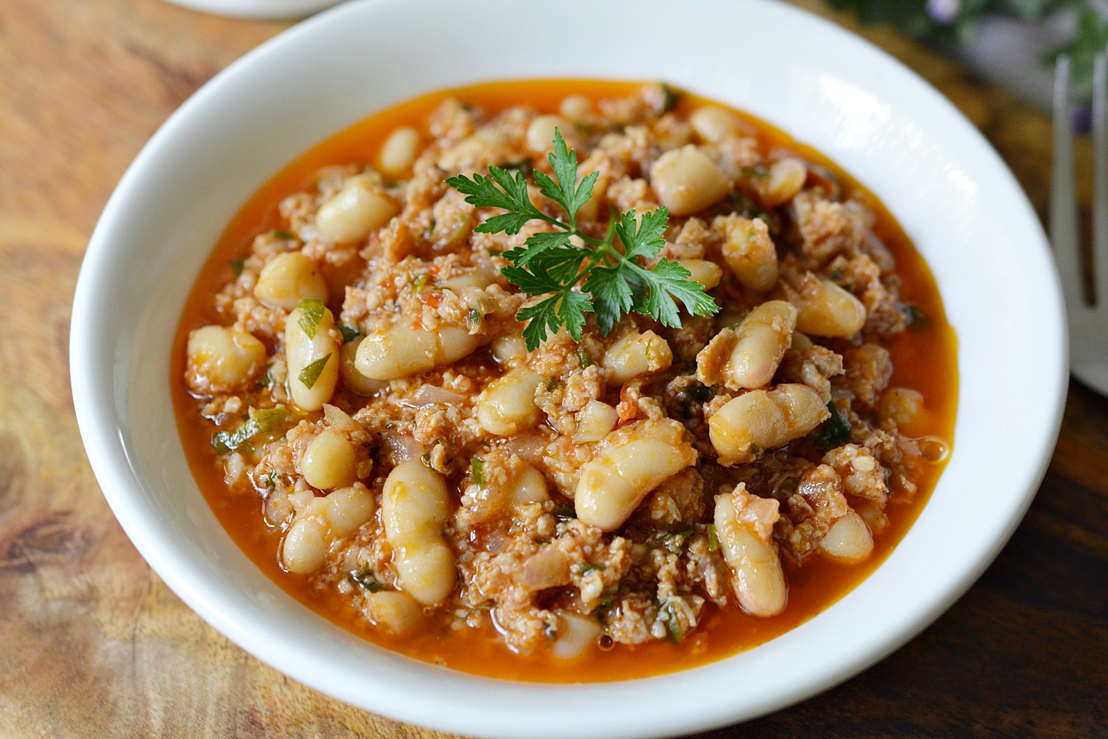 Mancare de fasole boabe cu carne tocata