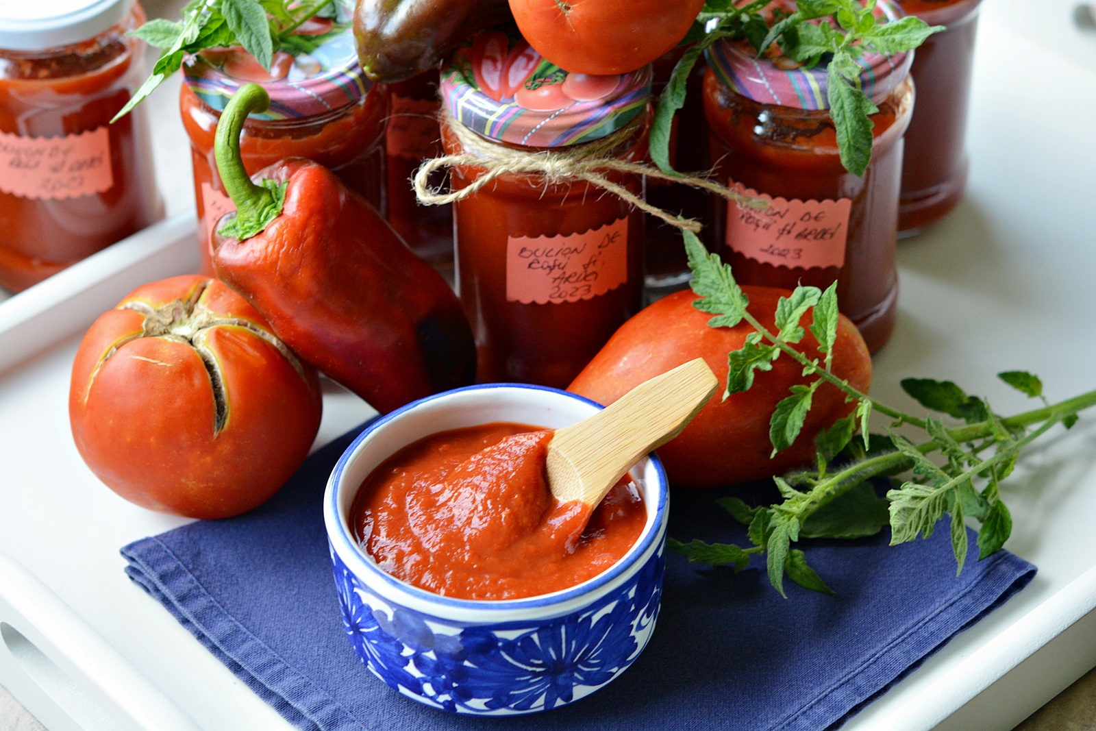 Bulion de rosii cu ardei