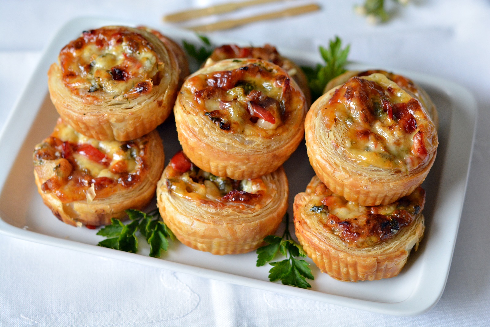 Aperitive rapide din foietaj - delicioase si usor de preparat