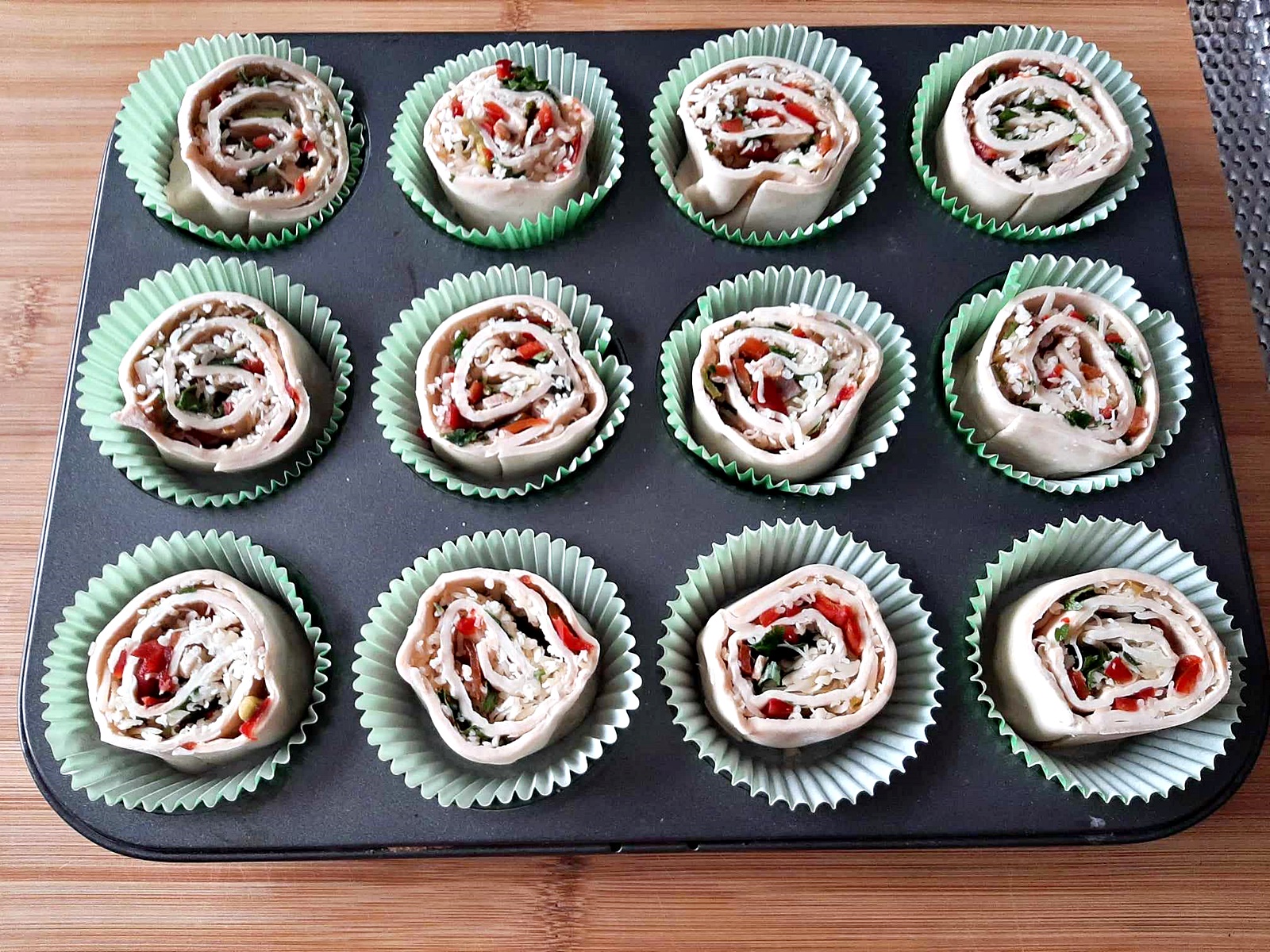 Aperitive rapide din foietaj - delicioase si usor de preparat