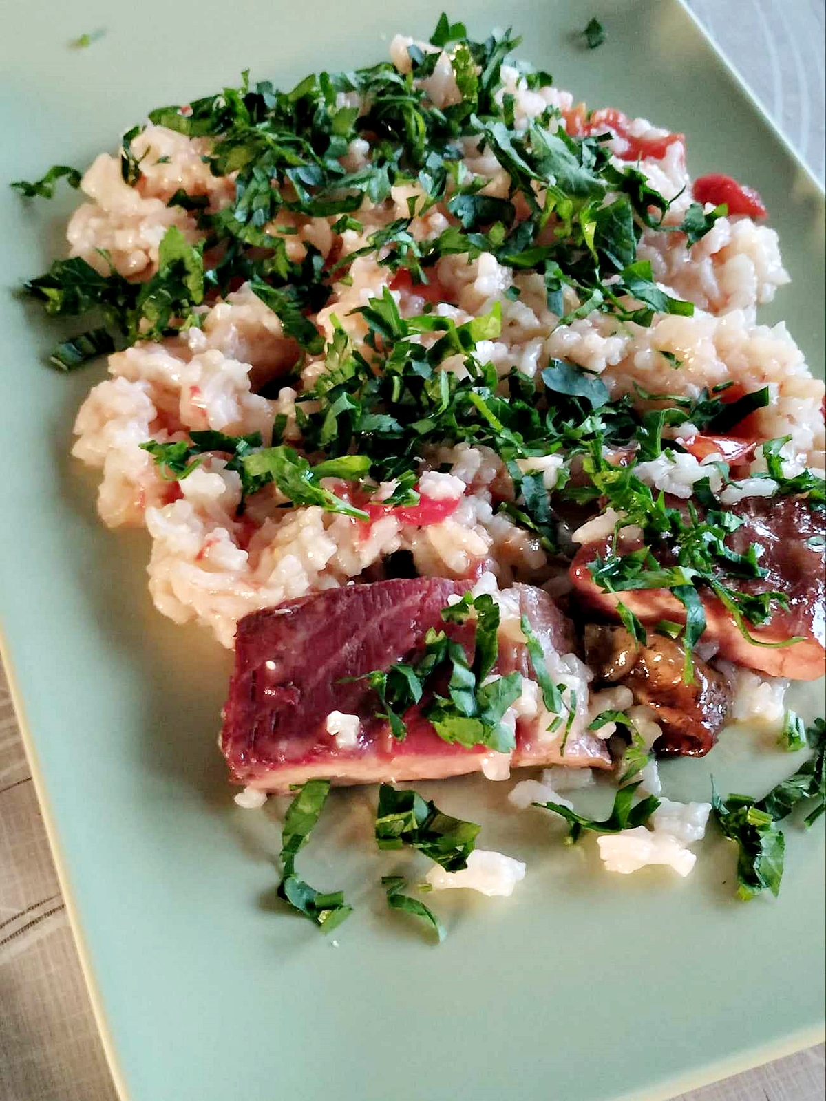 Orez cu peste afumat. Reteta simpla si gustoasa pentru o masa cu adevarat delicioasa