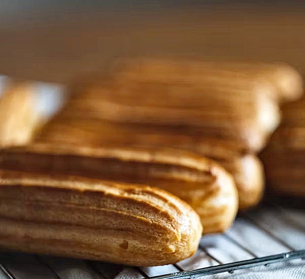 Aluat pentru eclere si choux - reteta pas cu pas