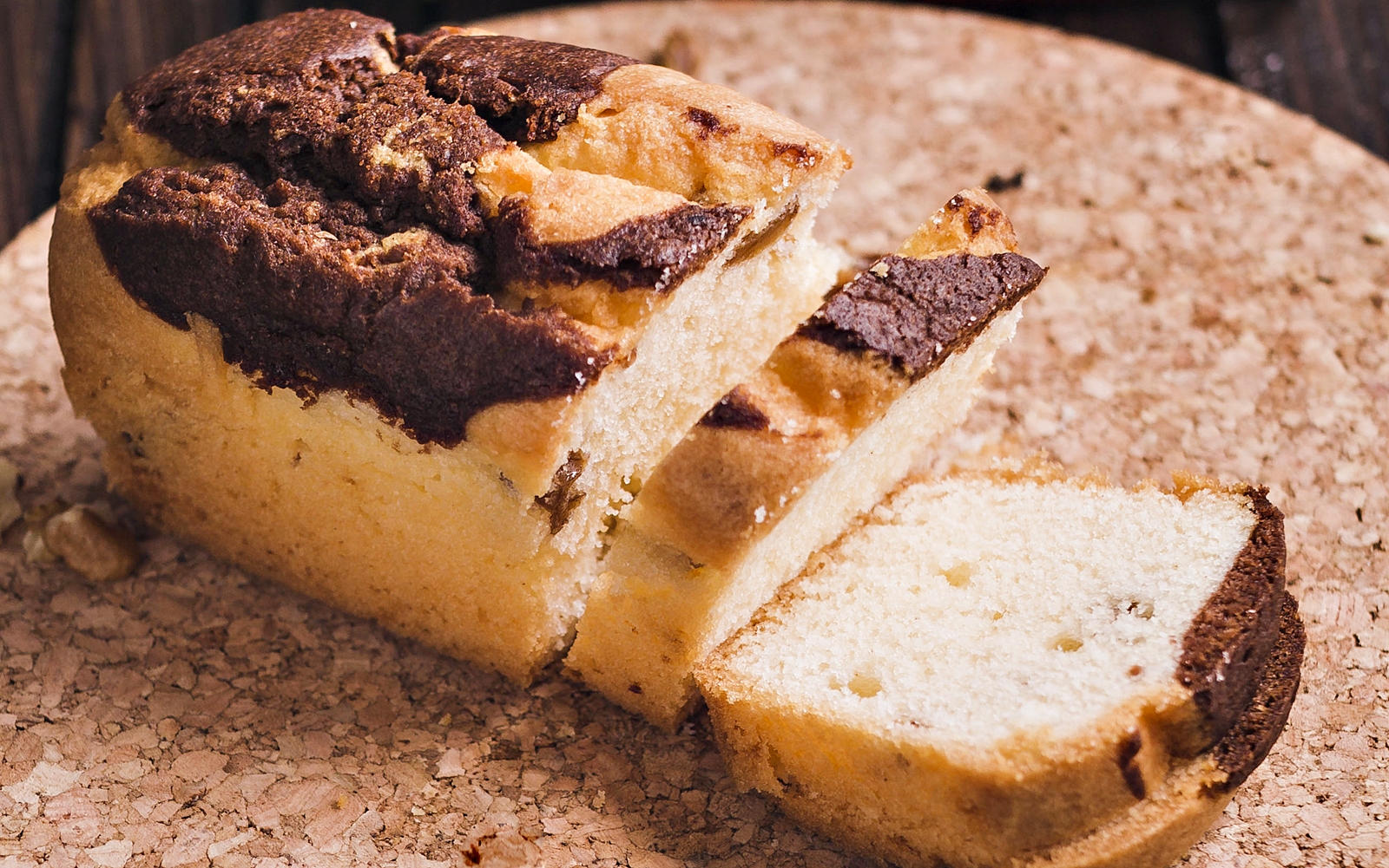 Chec pufos cu cacao si vanilie. Reteta usoara, simpla si delicioasa