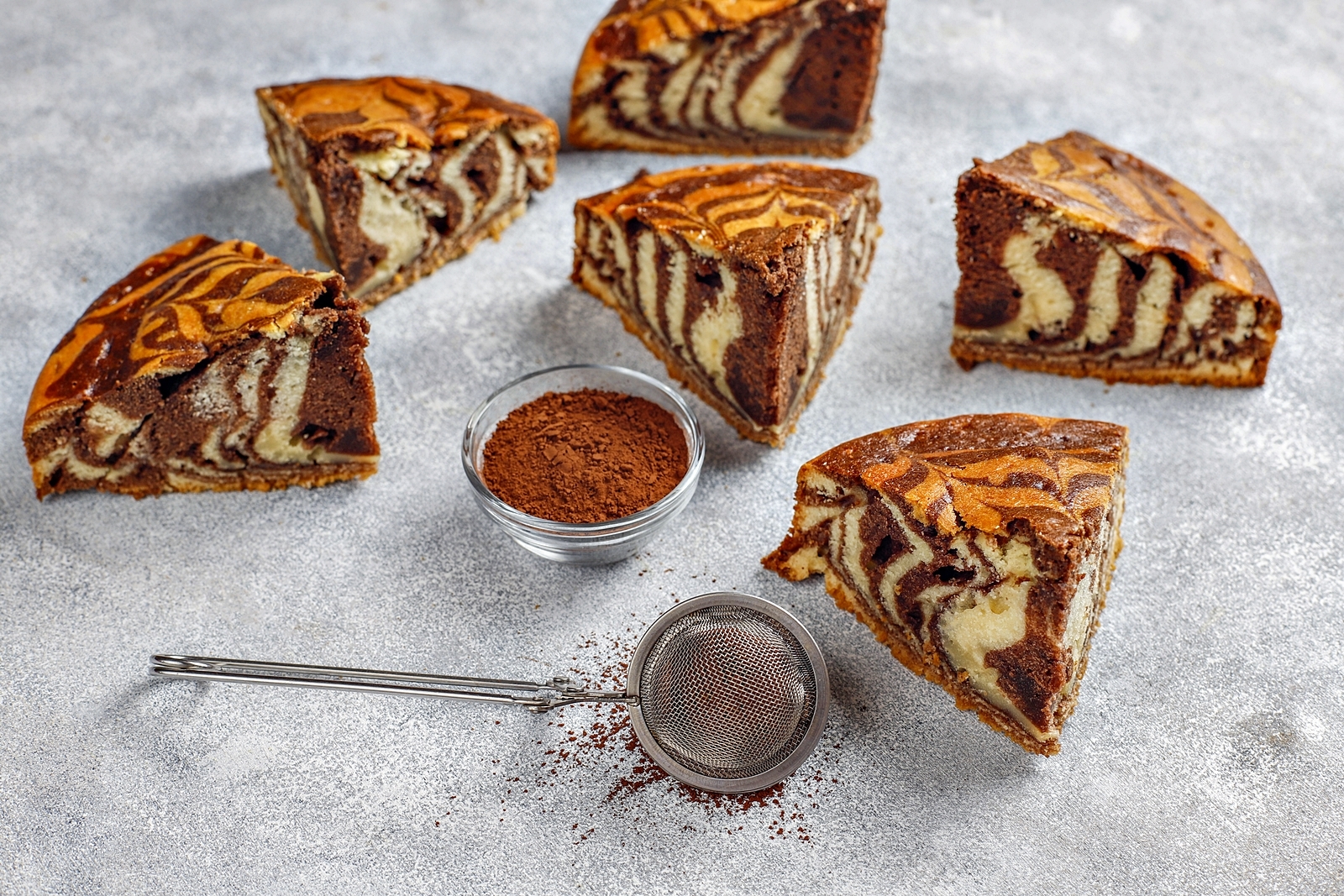 Prajitura Zebra - reteta usoara pentru un desert simplu si gustos