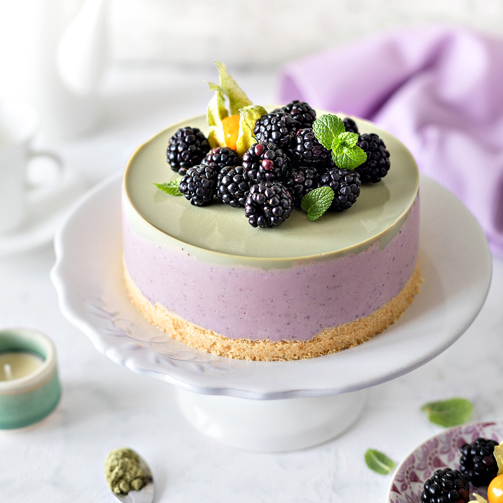 Cheesecake cu mure si matcha - reteta fara coacere, usoara si delicioasa