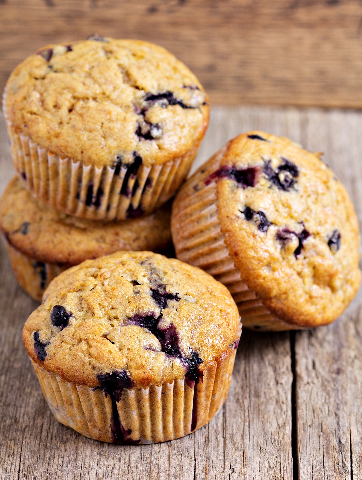 Briose cu afine si faina integrala – reteta simpla, delicioasa si sanatoasa