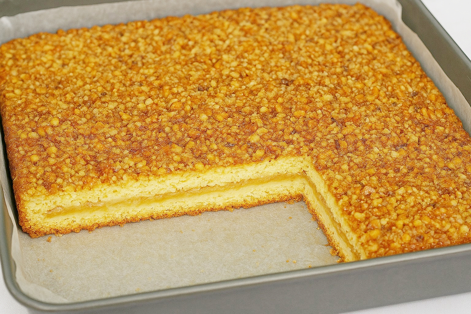 Prajitura cu mere si nuci caramelizate – frageda, aromata si usor de preparat